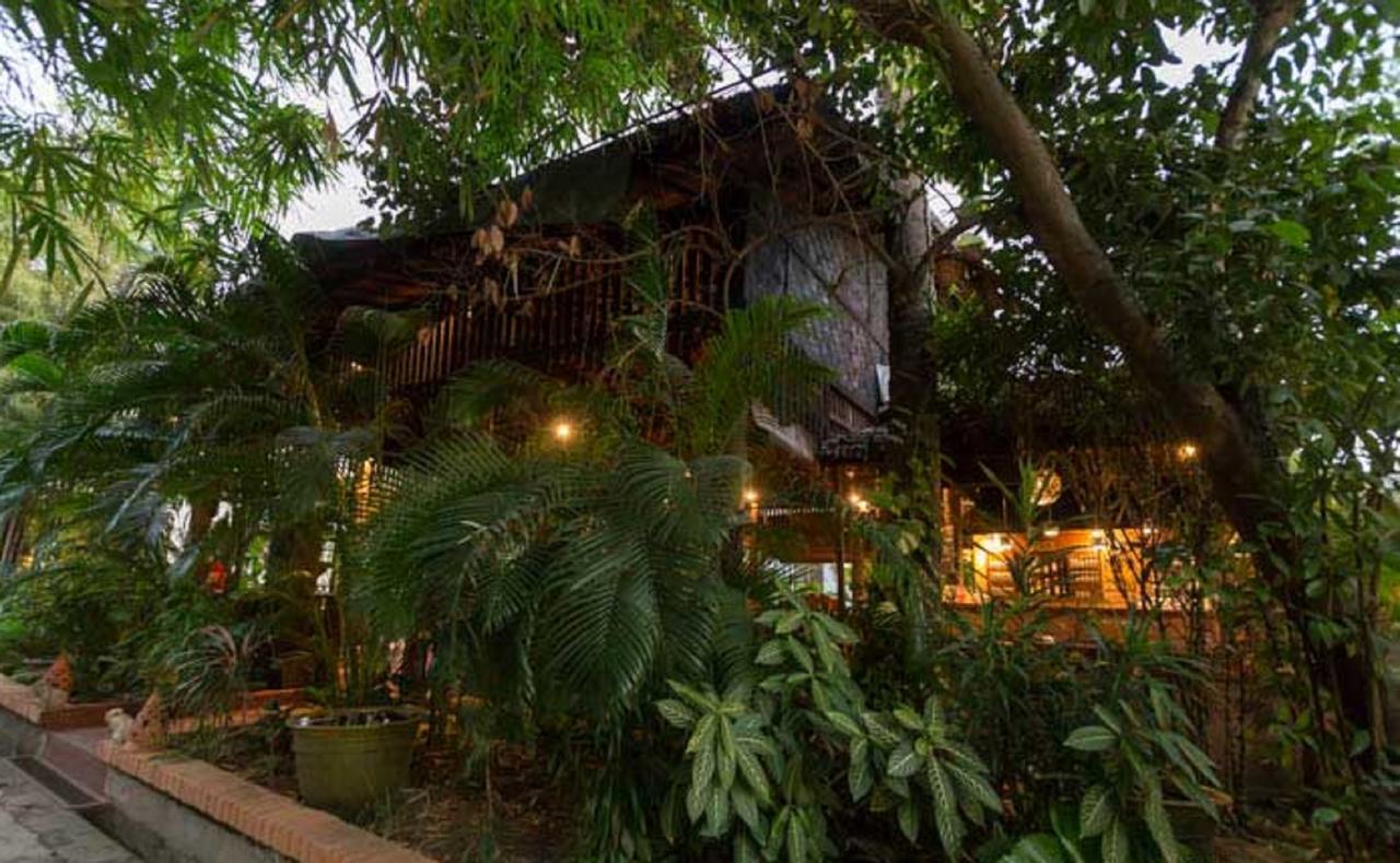 יאנגון Alamanda Inn, Boutique Hotel And French Restaurant מראה חיצוני תמונה